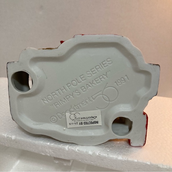 Department 56 “Rimpy’s Bakery”. North Pole Series. Heritage Village Collection. - Picture 8 of 8